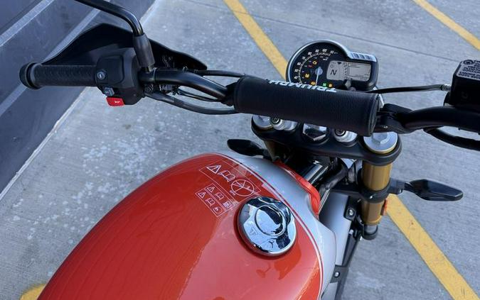 2026 Triumph Scrambler 400 X Baja Orange/Aluminium