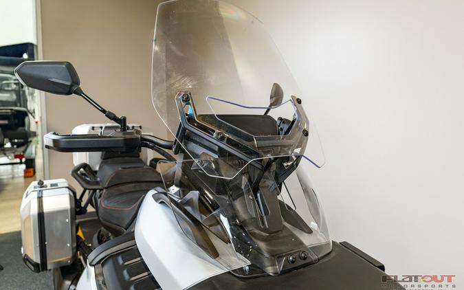 2025 Can-Am CANYON W/ HARD CASE