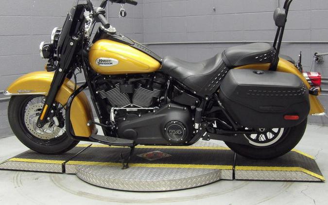 2023 Harley-Davidson® FLHCS - Heritage Classic