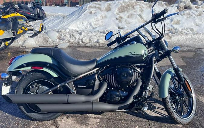 2023 Kawasaki Vulcan 900 Custom