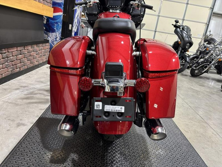 2025 Indian Motorcycle® Challenger® Limited 112 Sunset Red Metallic