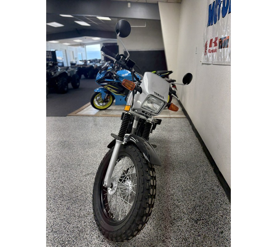 2026 Yamaha TW200 Gallant Gray - Y2699A