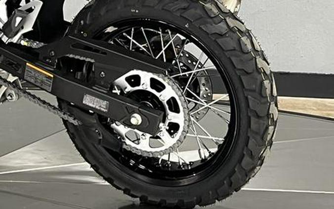 2026 Kawasaki KLE®500 SE ABS