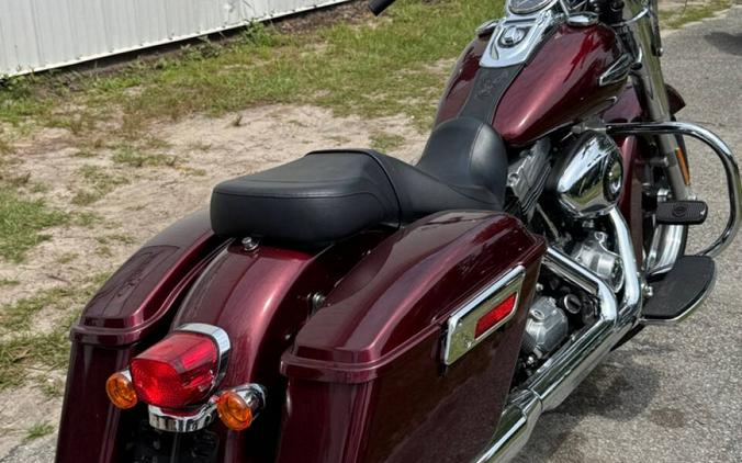 2015 Harley-Davidson FLD CRUISER