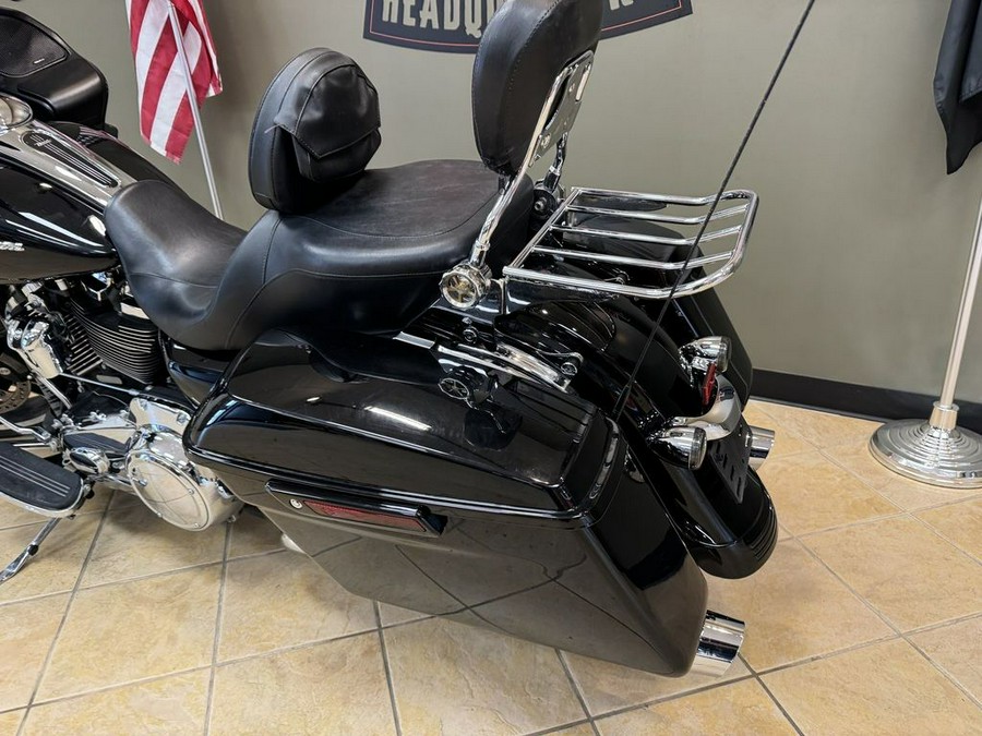 2019 Harley-Davidson Road Glide® Base