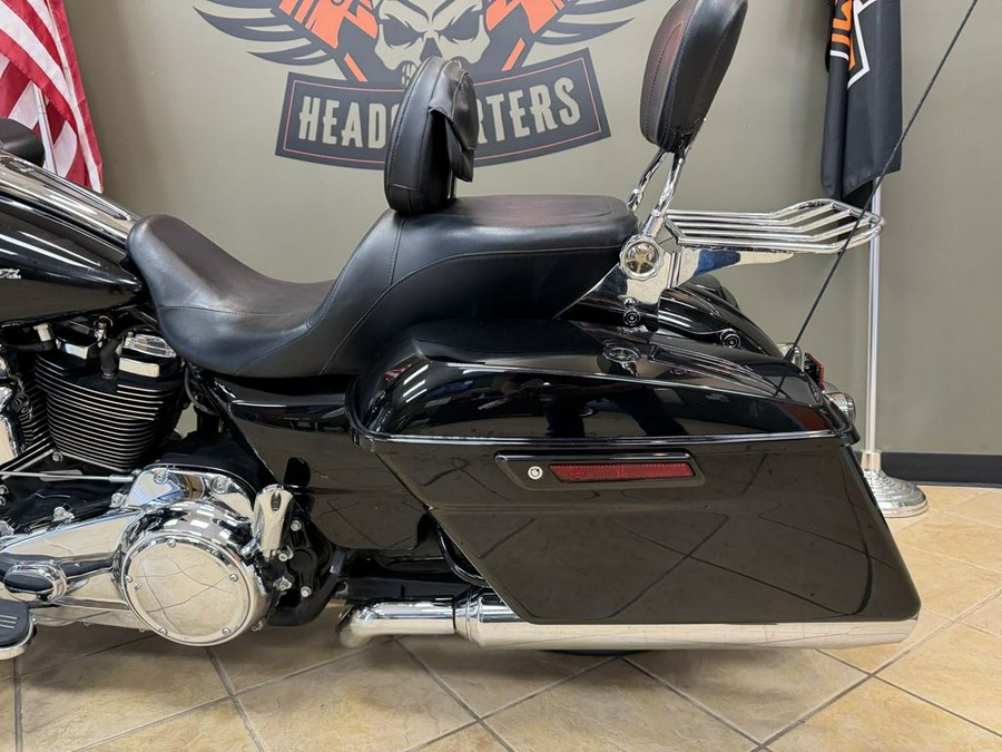 2019 Harley-Davidson Road Glide® Base