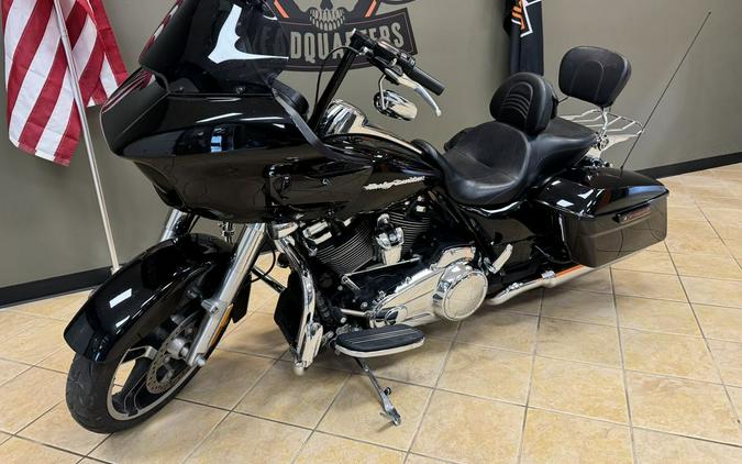 2019 Harley-Davidson Road Glide® Base