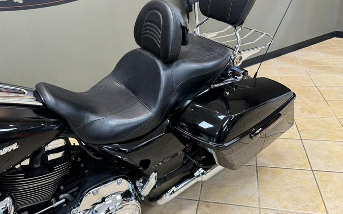 2019 Harley-Davidson Road Glide® Base