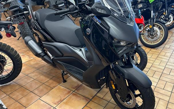2025 Yamaha XMAX