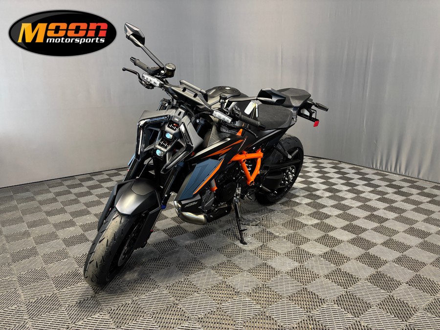 2026 KTM 1390 Super Duke R EVO