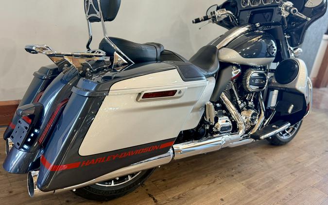 2019 Harley-Davidson CVO™ Street Glide®