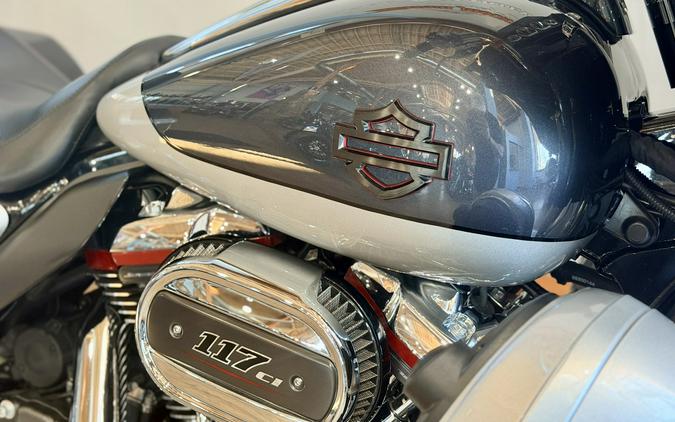 2019 Harley-Davidson CVO™ Street Glide®