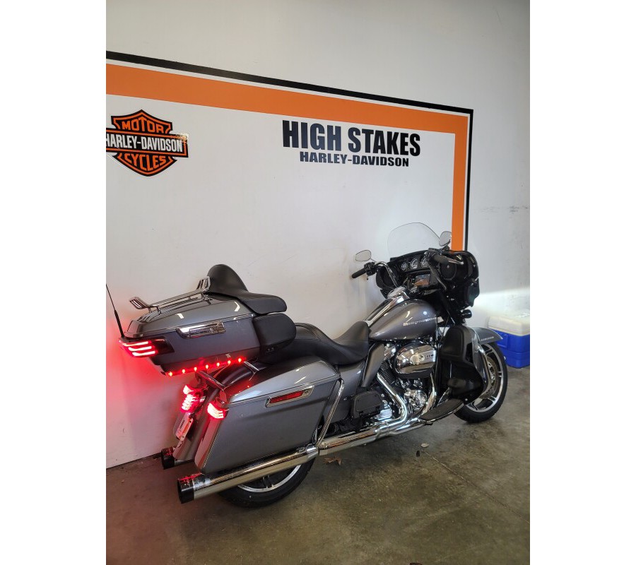 2022 Harley-Davidson Ultra Limited Gauntlet Gray Metallic FLHTK