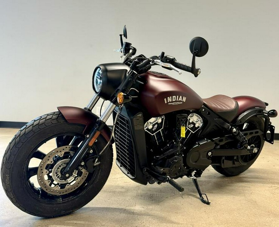 2021 Indian Motorcycle® Scout® Bobber ABS Maroon Metallic Smoke