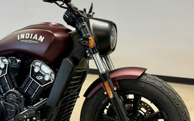 2021 Indian Motorcycle® Scout® Bobber ABS Maroon Metallic Smoke