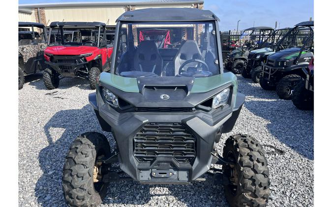 2024 Commander DPS™ 700 - Can-Am