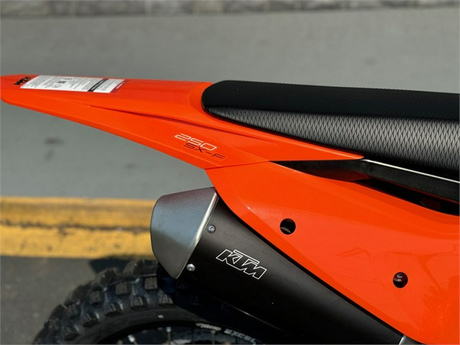 2025 KTM 250 SX-F