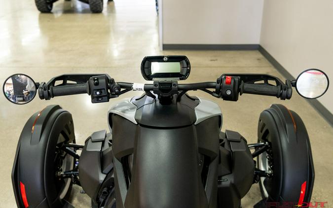 2025 Can-Am RYKER 900 RALLY