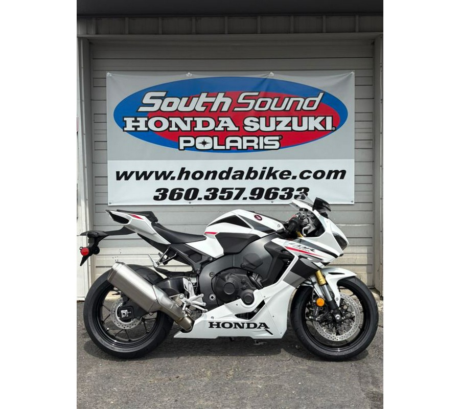 2026 Honda® CBR10RRT