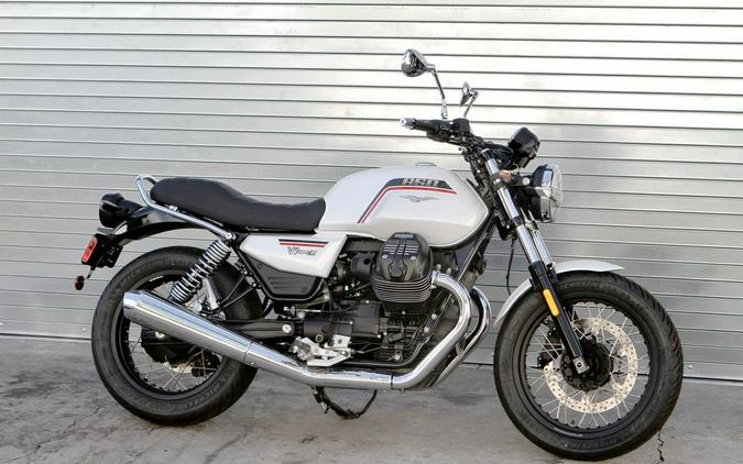 2026 Moto Guzzi V7 Special