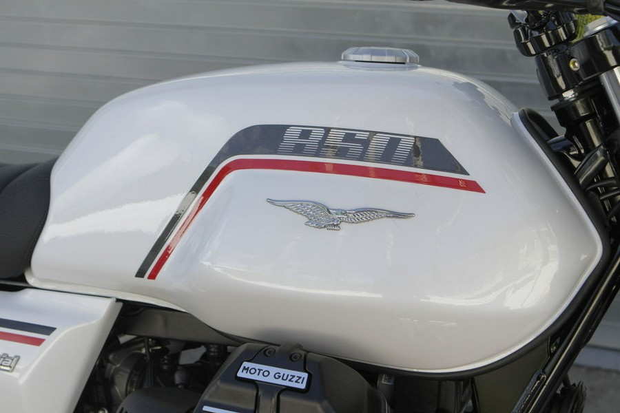 2026 Moto Guzzi V7 Special