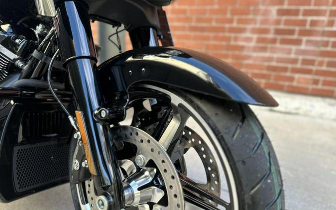 2025 Harley-Davidson® FLHX - Street Glide®
