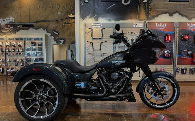 2026 Harley-Davidson® FLTRT - Road Glide® 3