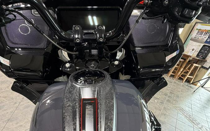 2026 Harley-Davidson® CVO Road Glide ST Inferno Gray