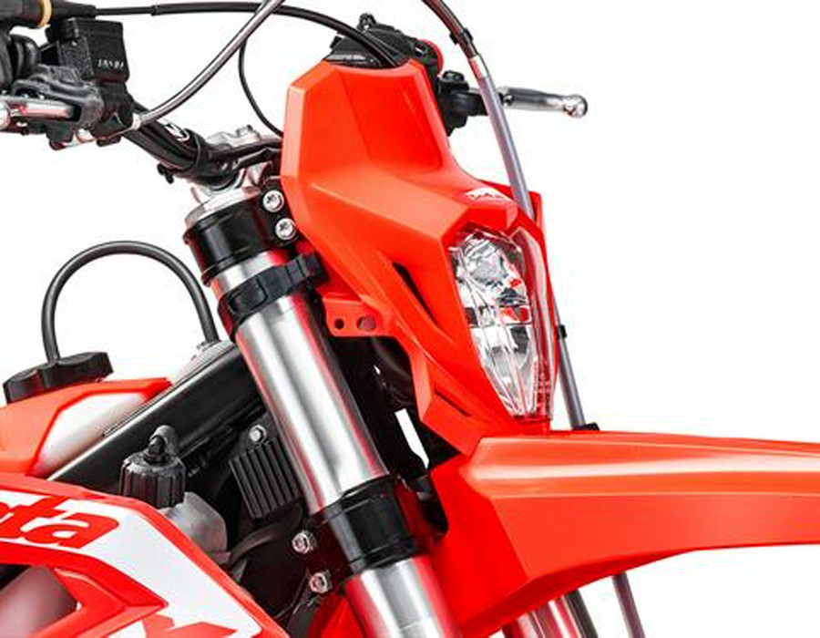 2027 Beta X-Trainer 300
