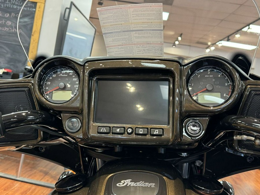 2023 Indian Motorcycle® Roadmaster® Dark Horse® Bronze Pearl Metallic