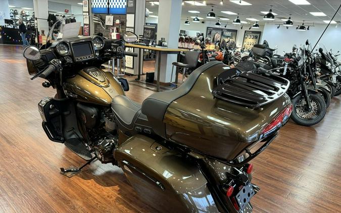 2023 Indian Motorcycle® Roadmaster® Dark Horse® Bronze Pearl Metallic