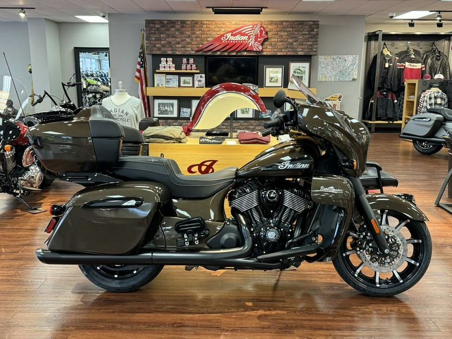 2023 Indian Motorcycle® Roadmaster® Dark Horse® Bronze Pearl Metallic