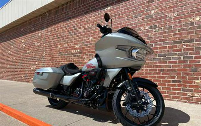 2025 Harley-Davidson CVO™ Road Glide® ST