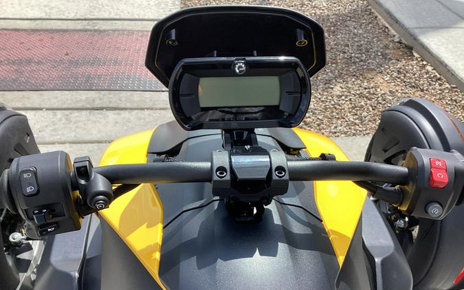 2023 Ryker 900 ACE™ - Can-Am