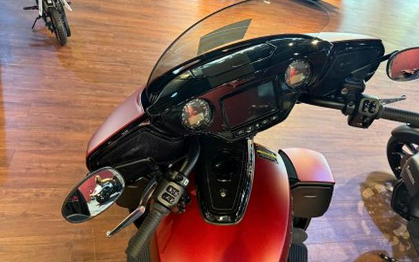 2025 Indian Motorcycle Roadmaster® PowerPlus Dark Horse® with 112 and PowerBand Audio Package