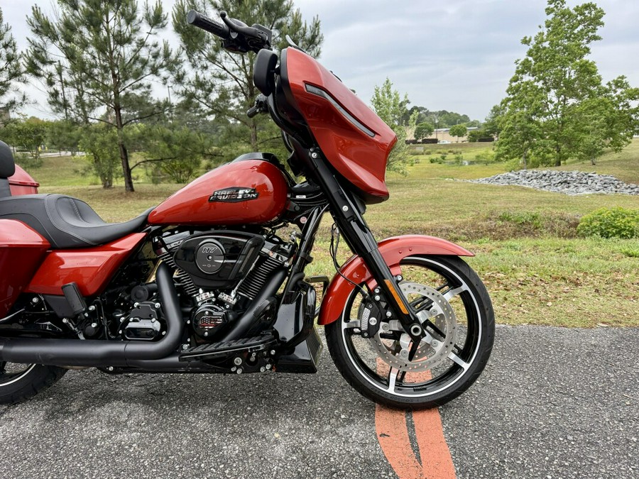 2024 Harley-Davidson® Street Glide® FLHX