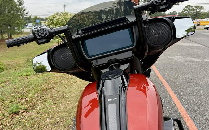 2024 Harley-Davidson® Street Glide® FLHX
