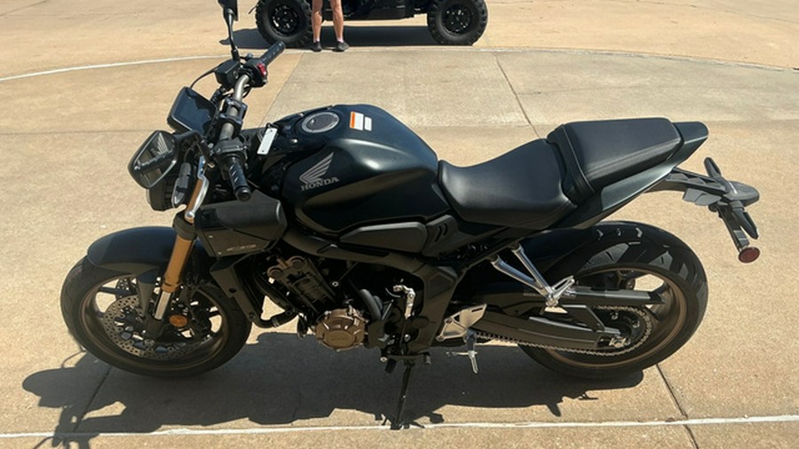 2026 Honda CB650R E-Clutch