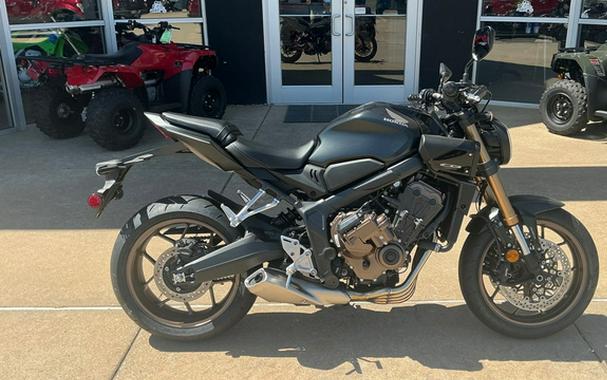 2026 Honda CB650R E-Clutch