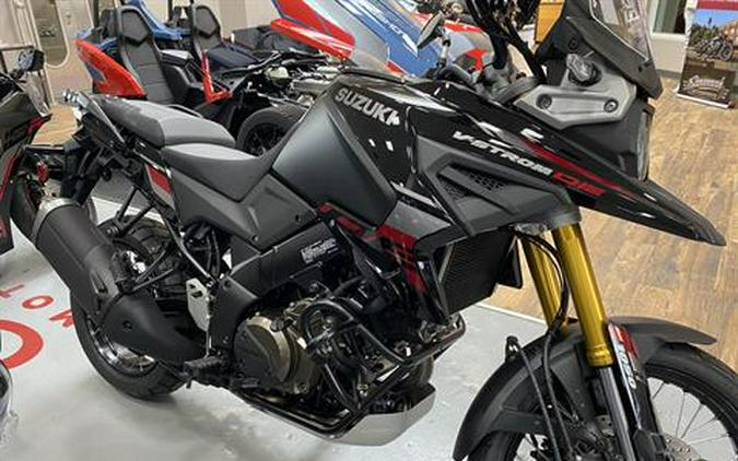 2025 Suzuki V-Strom 1050DE