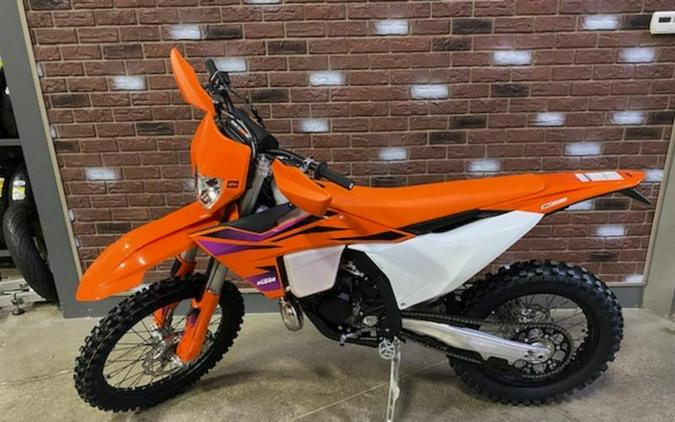 2024 KTM 150 XC-W