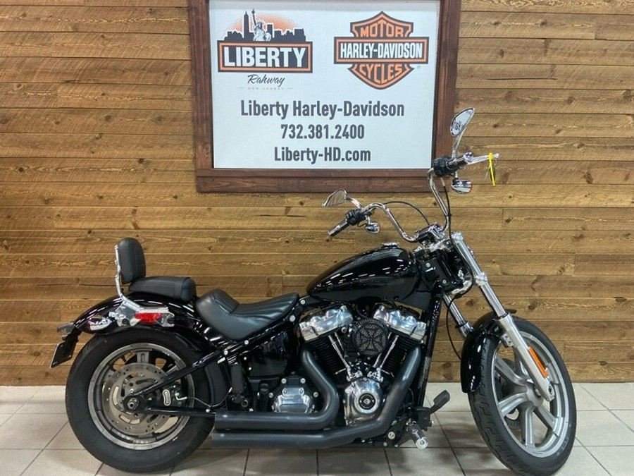 2022 Harley-Davidson Softail Standard Vivid Black FXST