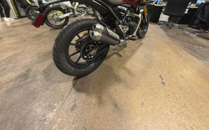 2025 Triumph Scrambler 400 X Carnival Red / Phantom Black X Matte Khaki Green Fusion White