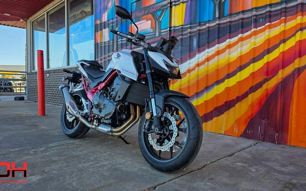 2025 Honda® CB750 Hornet