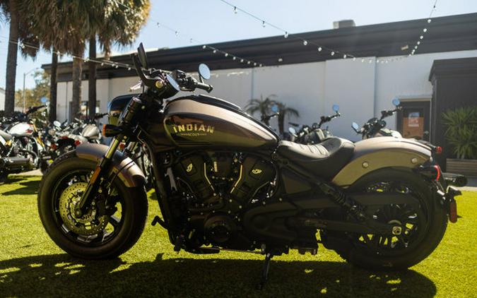 2025 Indian SCOUT BOBBER LIMITED TECH