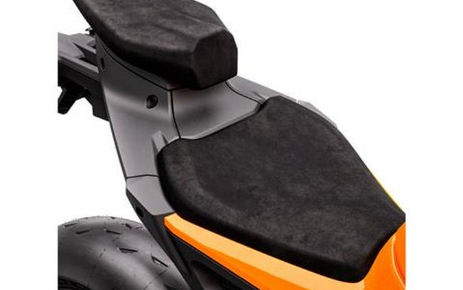 2026 KTM 990 RC R
