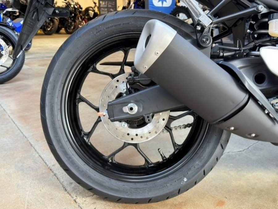 2026 Yamaha YZF R3 70Th Anniversary Edition