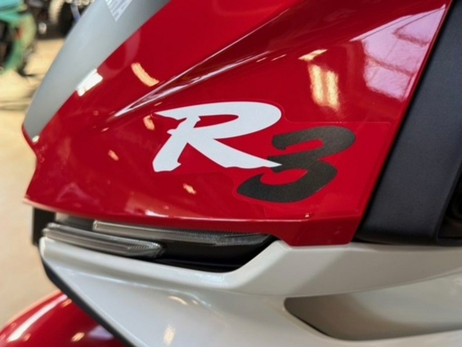 2026 Yamaha YZF R3 70Th Anniversary Edition