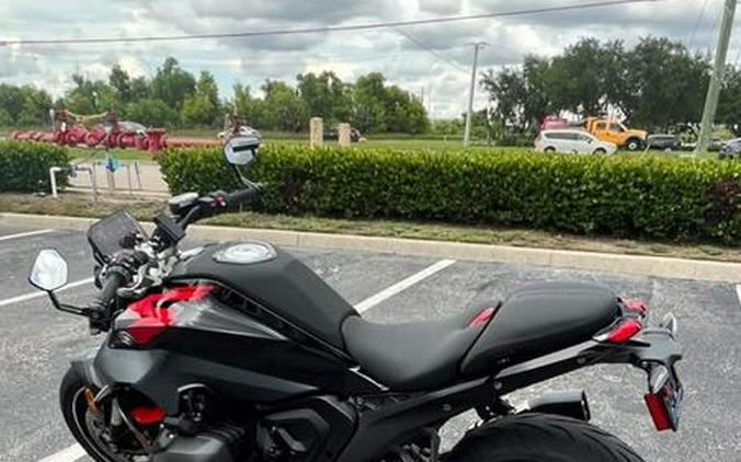 New 2026 BMW R1300R