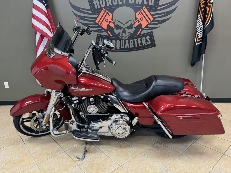 2019 Harley-Davidson Street Glide® Base